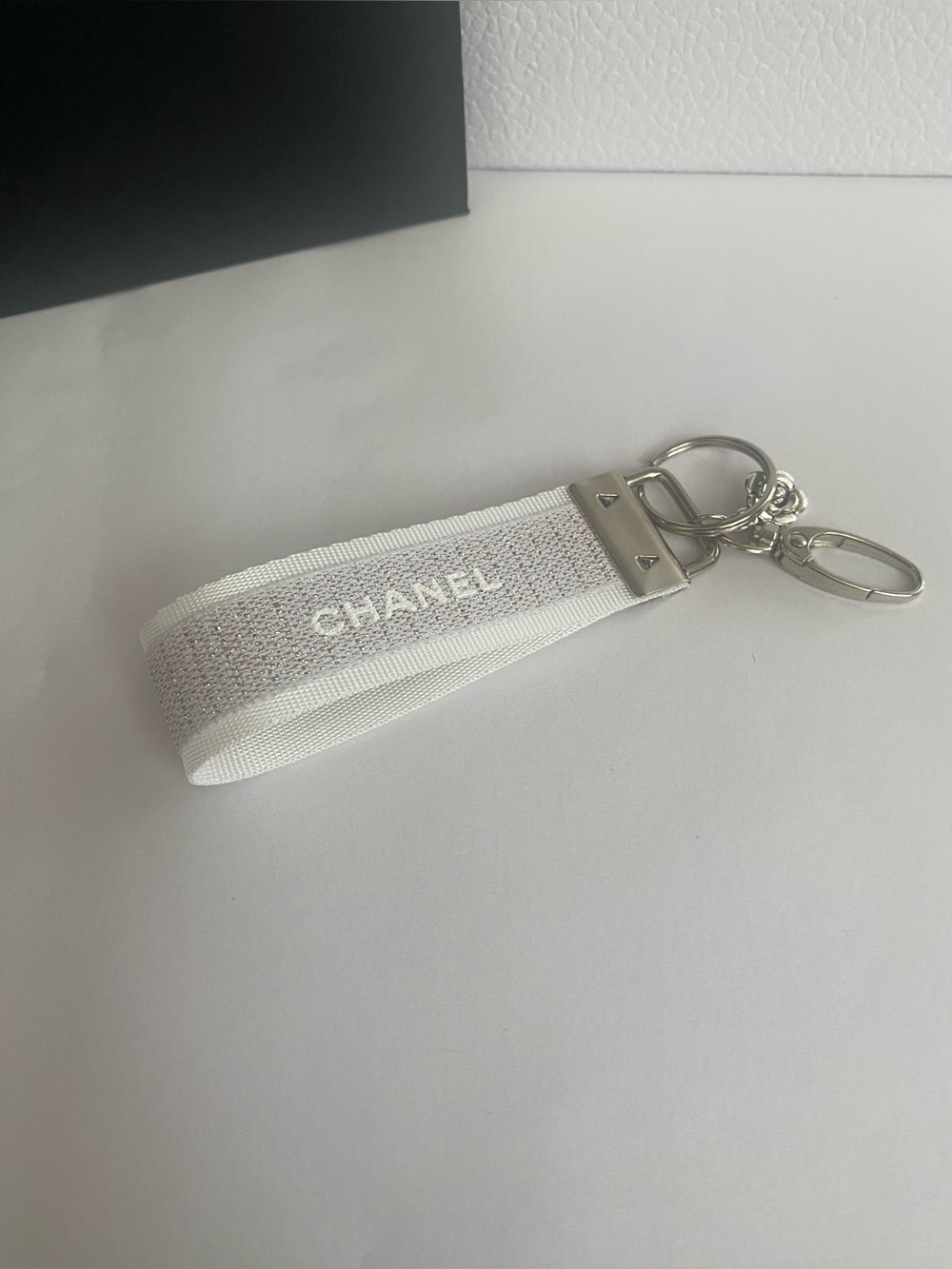 Chanel Ribbon Silver Logo Ribbon Keychain - Picture 2 of 5
